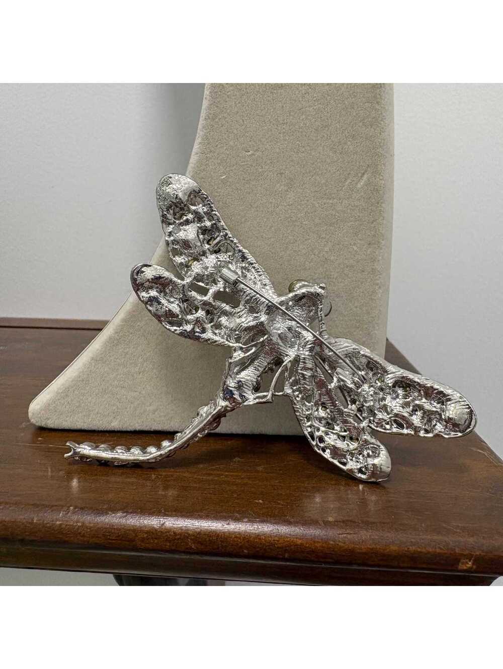 Large Modern Rhinestone Dragonfly Brooch Pin - Picture 6 of 6